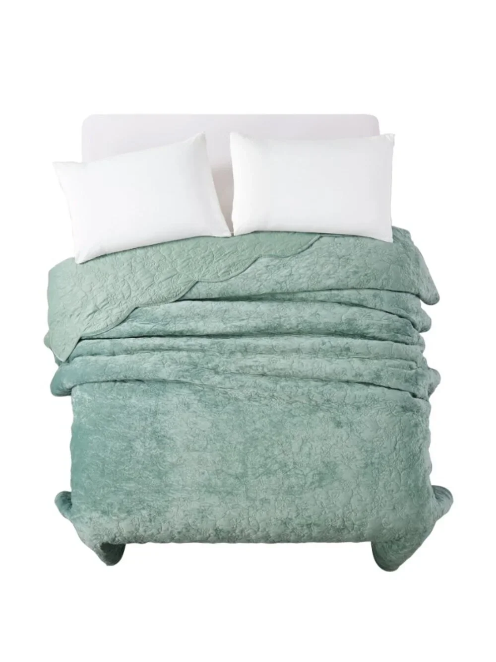 The Pioneer Woman Home Green River Cottage Eloise Floral 100% Poly Velvet Quilt
